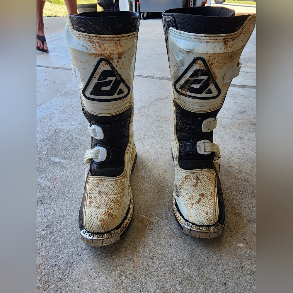 YOUTH Answer Racing Riding Boots